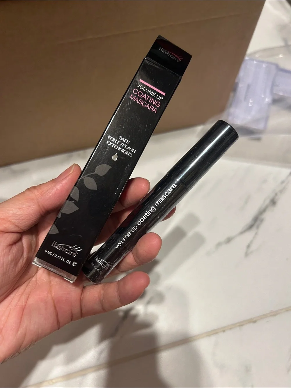 Bundle ilashcare coating mascara and cleansing foam. All new and seal.